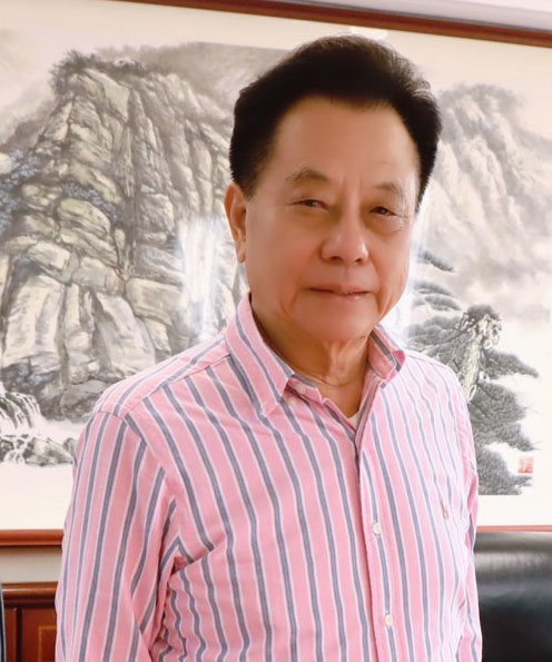 洪允典